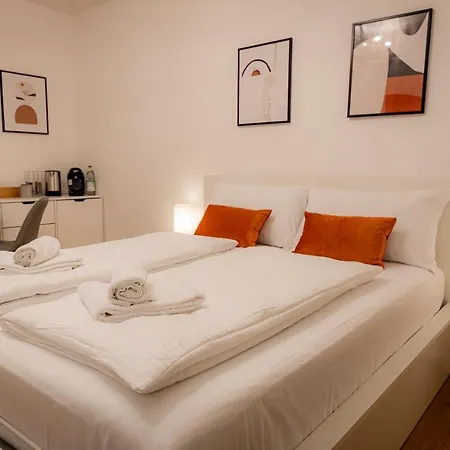 Apartment !goldpath! - Spitalhof I Modern I Wlan I Kueche I Balkon I Smarttv Mit Wipu *