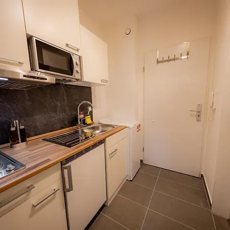 Apartment !goldpath! - Spitalhof I Modern I Wlan I Kueche I Balkon I Smarttv Mit Wipu