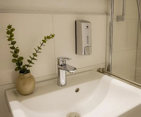 'goldpath' - Spitalhof I Modern I Wlan I Kueche I Balkon I Smarttv Mit Wipu Апартаменты *