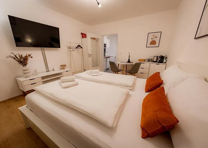 'goldpath' - Spitalhof I Modern I Wlan I Kueche I Balkon I Smarttv Mit Wipu Пассау